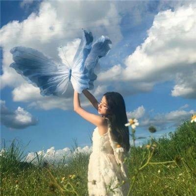 白雪公主之魔镜魔镜 在线观看